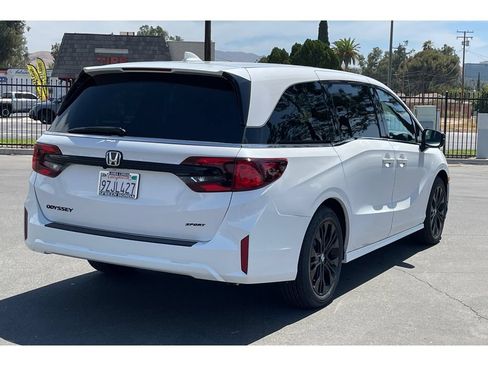 Certified 2026 Honda Odyssey Sport-L image 6