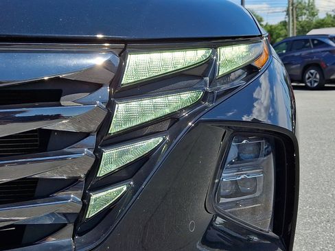 Certified 2023 Hyundai Tucson Limited AWD/4WD image 10