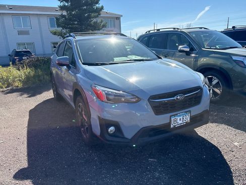Used 2019 Subaru Crosstrek 2.0i Limited w/ Moonroof Package w/Navigation AWD/4WD image 3