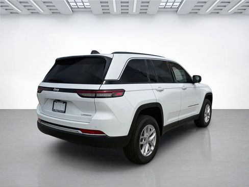 New 2026 Jeep Grand Cherokee Laredo X RWD image 3