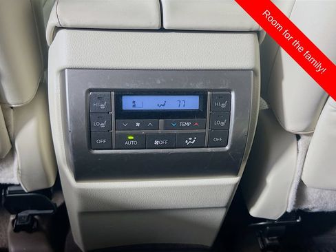 Used 2017 Lexus GX 460 Luxury w/ Preferred Accessory Package AWD/4WD image 26