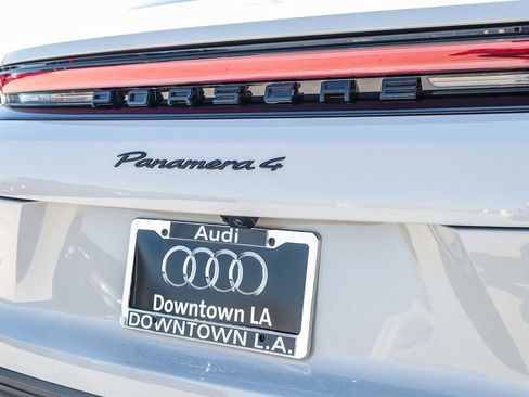 Used 2025 Porsche Panamera 4 image 10