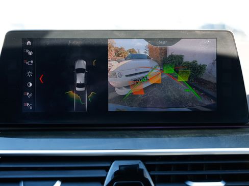 Used 2017 BMW 540i image 38