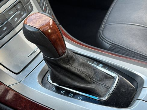 Used 2011 Cadillac CTS Premium image 20