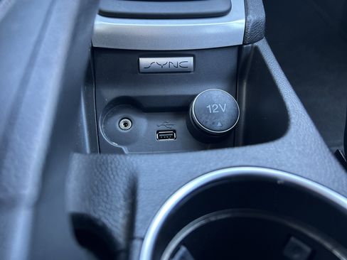 Used 2019 Ford Fiesta SE image 31