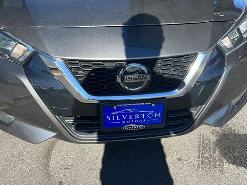 Used 2021 Nissan Versa SV image 12