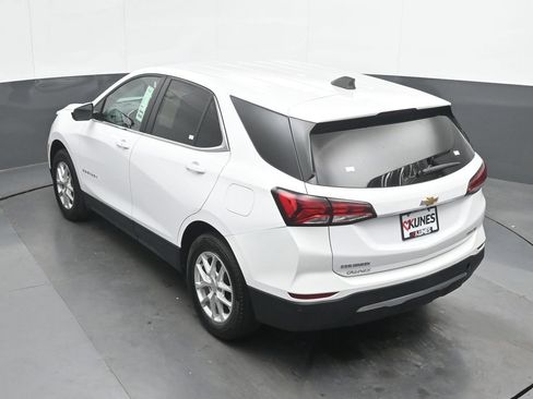 Used 2024 Chevrolet Equinox LT AWD/4WD image 38