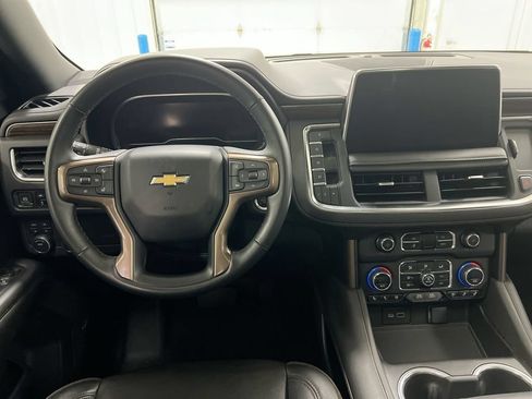 Used 2023 Chevrolet Tahoe High Country AWD/4WD image 11