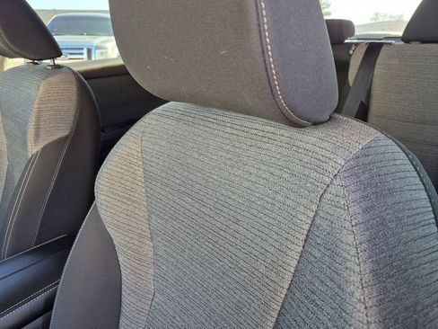 Used 2023 Nissan Rogue SV image 18