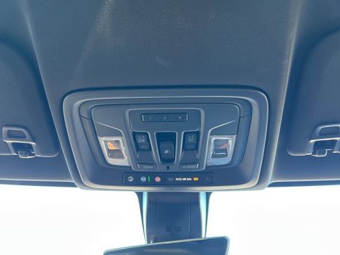 Used 2022 Chevrolet Silverado 3500 High Country w/ Z71 Off-Road Package image 13