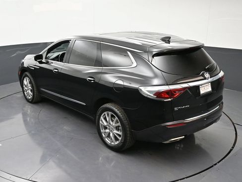 Used 2023 Buick Enclave Essence w/ Experience Buick Package AWD/4WD image 18