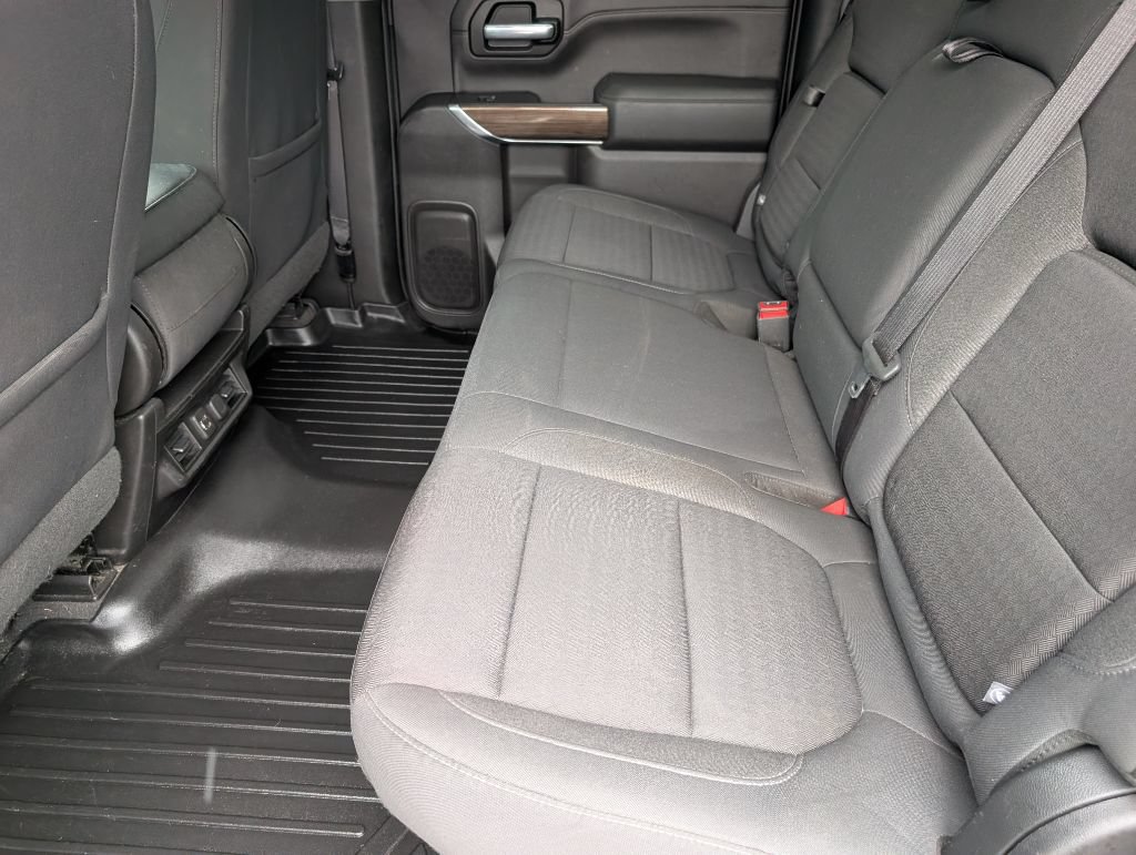 Used 2020 Chevrolet Silverado 1500 RST AWD/4WD image 10