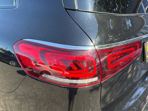 Used 2020 Mercedes-Benz GLS 580 4MATIC image 26