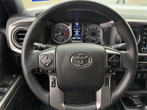 Used 2023 Toyota Tacoma Limited image 14