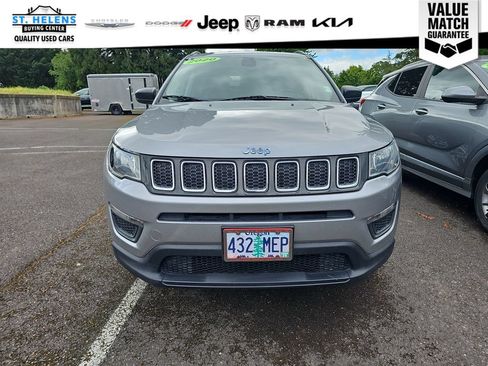 Used 2020 Jeep Compass Sport w/ Cold Weather Group AWD/4WD image 11
