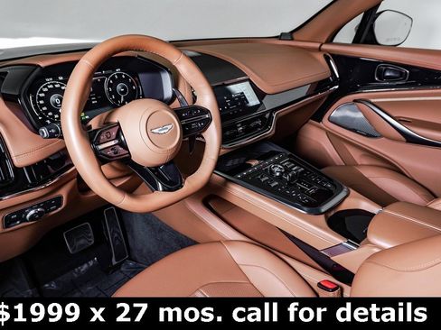 Used 2025 Aston Martin DBX 707 image 3