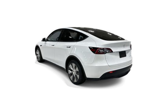 Certified 2023 Tesla Model Y Long Range AWD/4WD image 4