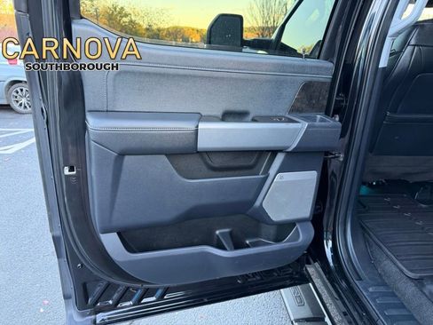 Used 2023 Ford F250 Lariat w/ FX4 Off-Road Package image 21