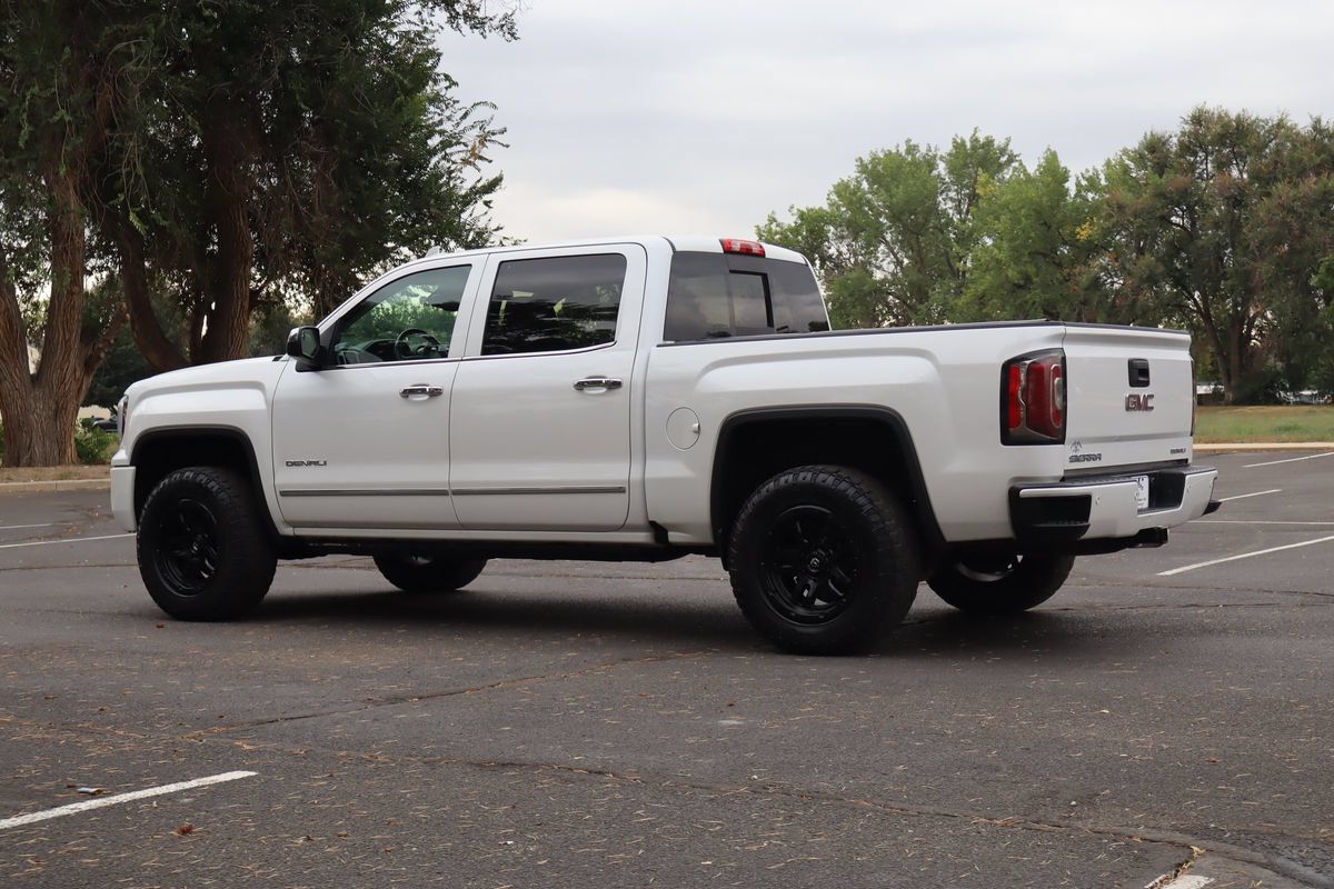 Used 2018 GMC Sierra 1500 Denali AWD/4WD image 8