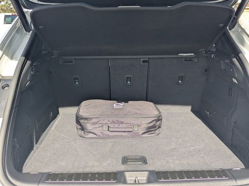 Used 2024 Porsche Macan 4 Electric image 11