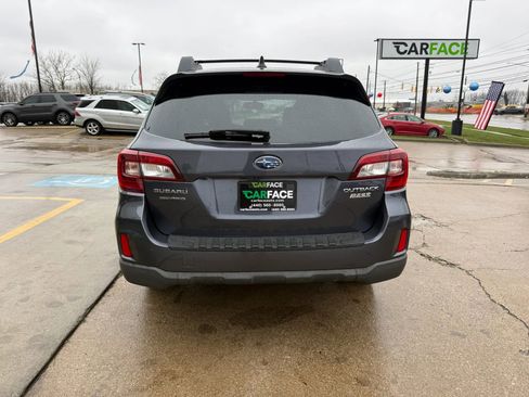 Used 2017 Subaru Outback 2.5i Limited image 11