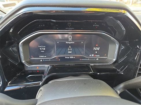 Used 2025 GMC Sierra 1500 SLT image 34