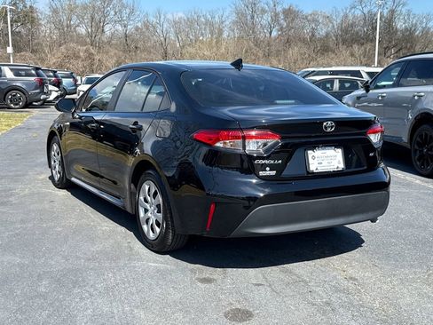 Used 2025 Toyota Corolla LE image 5