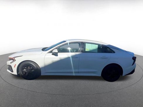 Used 2025 Kia K5 LXS image 9