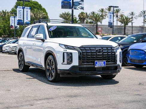 Used 2023 Hyundai Palisade XRT w/ Cargo Package FWD image 3