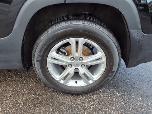 Certified 2022 GMC Terrain SLE image 37