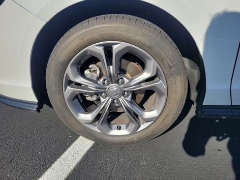 Certified 2023 Honda Accord EX image 19
