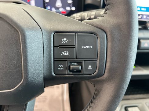 New 2026 Toyota RAV4 XSE w/ Panoramic Sun Roof Package AWD/4WD image 19