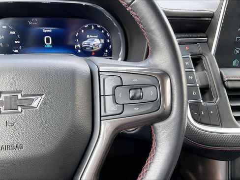 Used 2022 Chevrolet Suburban RST w/ Luxury Package image 24