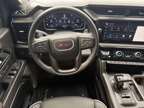 Used 2024 GMC Sierra 1500 AT4X image 14