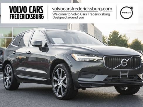Used 2018 Volvo XC60 T6 Momentum w/ Convenience Package image 1