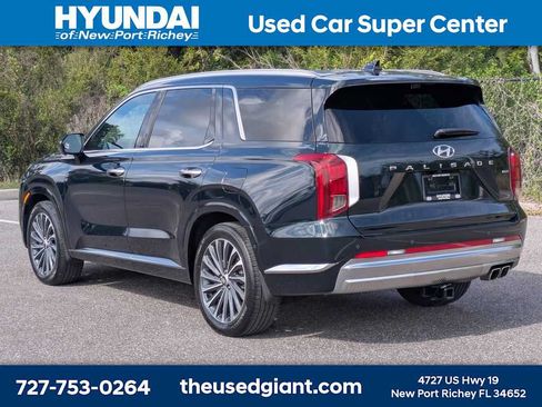 Used 2024 Hyundai Palisade Calligraphy AWD/4WD image 3