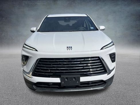 Used 2025 Buick Enclave Preferred image 2