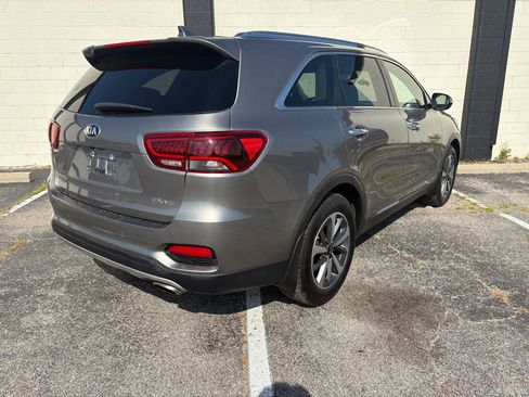 Used 2019 Kia Sorento EX w/ EX Touring Package FWD image 3