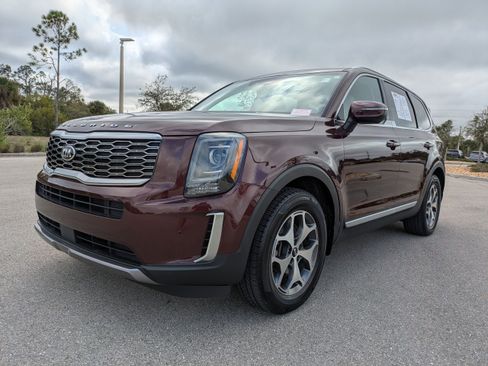Certified 2021 Kia Telluride EX image 9