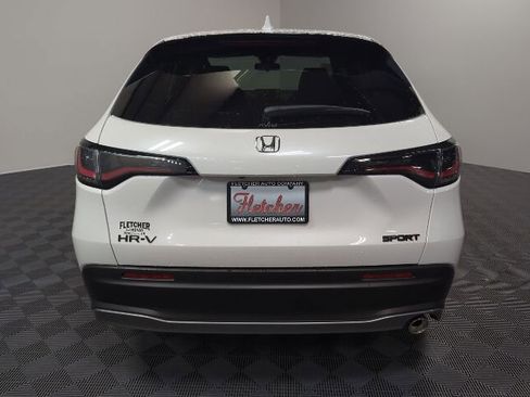 New 2026 Honda HR-V Sport image 7