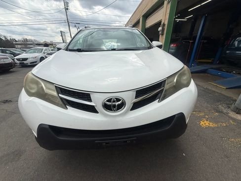 Used 2014 Toyota RAV4 XLE image 9
