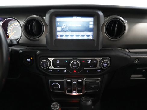 Used 2022 Jeep Wrangler Unlimited Sport AWD/4WD image 22