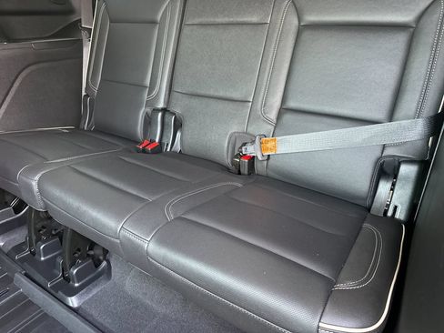Used 2024 Chevrolet Tahoe Premier w/ Premium Package RWD image 16