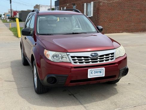 Used 2012 Subaru Forester 2.5X AWD/4WD image 3