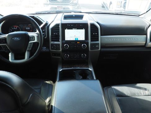 Used 2019 Ford F250 Lariat w/ Lariat Ultimate Package image 17