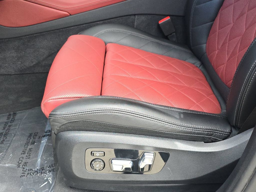 Used 2024 BMW X6 xDrive40i w/ Executive Package AWD/4WD image 20