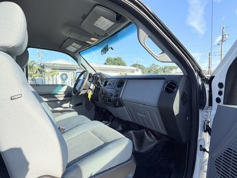 Used 2011 Ford F350 XL w/ Skid Plate Pkg AWD/4WD image 18