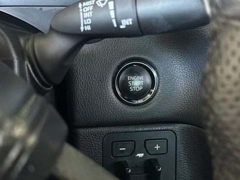 Used 2026 Toyota Tundra Limited AWD/4WD image 20
