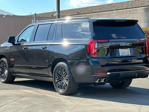 Certified 2025 GMC Yukon XL AT4 Ultimate AWD/4WD image 6