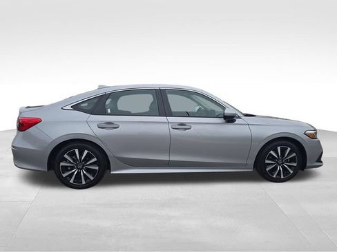 Used 2024 Honda Civic EX image 6